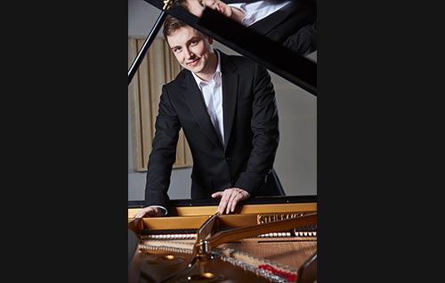 Florian Heinisch pianista palermo classica musica concerto eventi